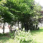 Holiday home Charming With Pool In *