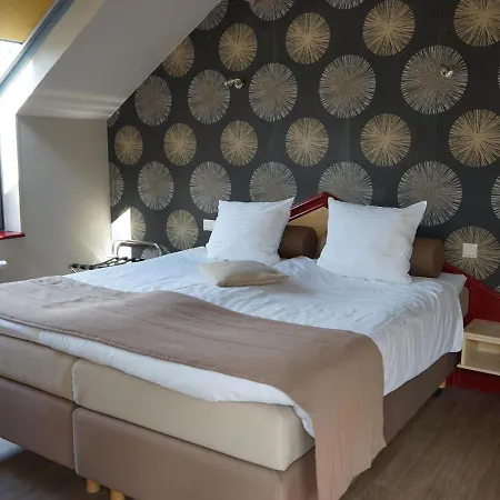 Charming With Pool In Houffalize