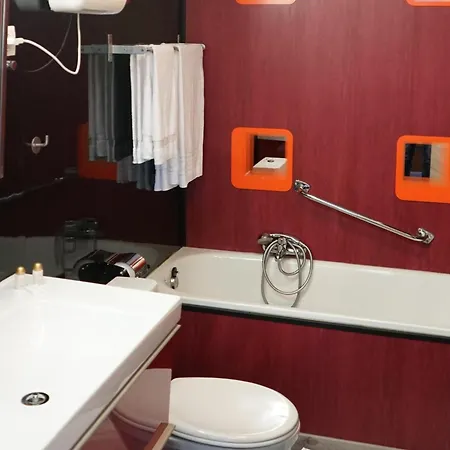 Holiday home Charming With Pool In *